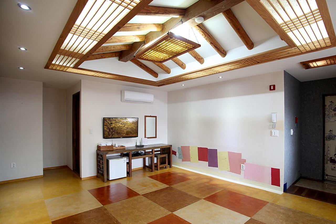 Jeonju Hanok Taejogung Hotel Δωμάτιο φωτογραφία